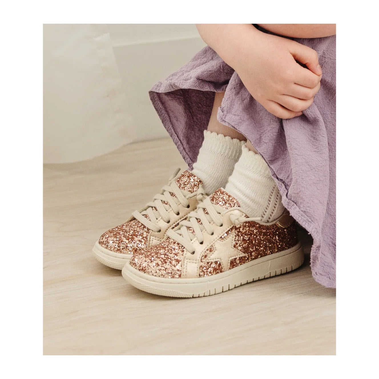 L'Amour Kinley Glitter Star Sneaker